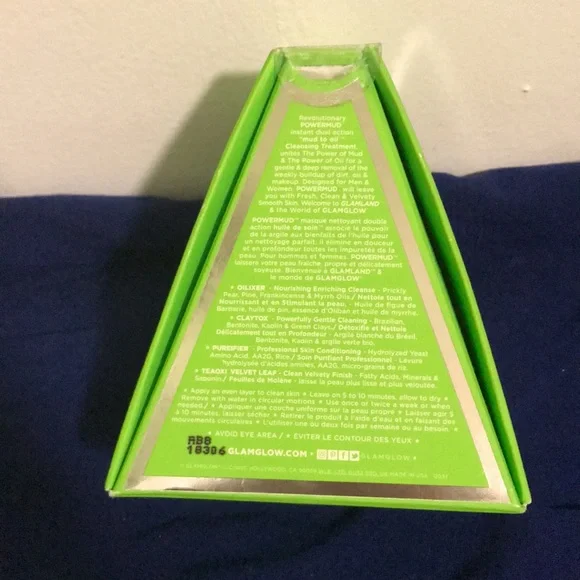GlamGlow, powermud mask - Picture 5 of 13
